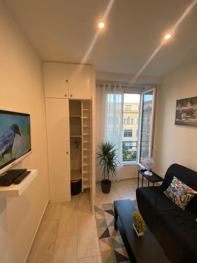 Studio Sur Avenue Jean Medecin A Nizza Kültér fotó